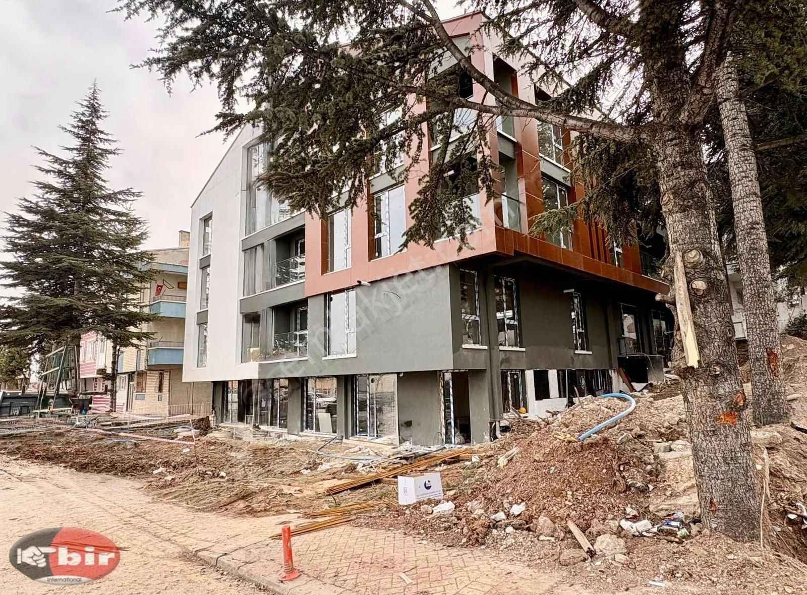 Çankaya Naci Çakır'da Sıfır 1+1 Daire, Balkonlu Ve Otoparklı - Görsel 6