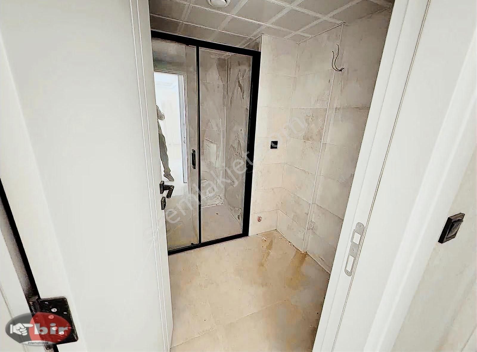 Çankaya Naci Çakır'da Sıfır 1+1 Daire, Balkonlu Ve Otoparklı - Görsel 4