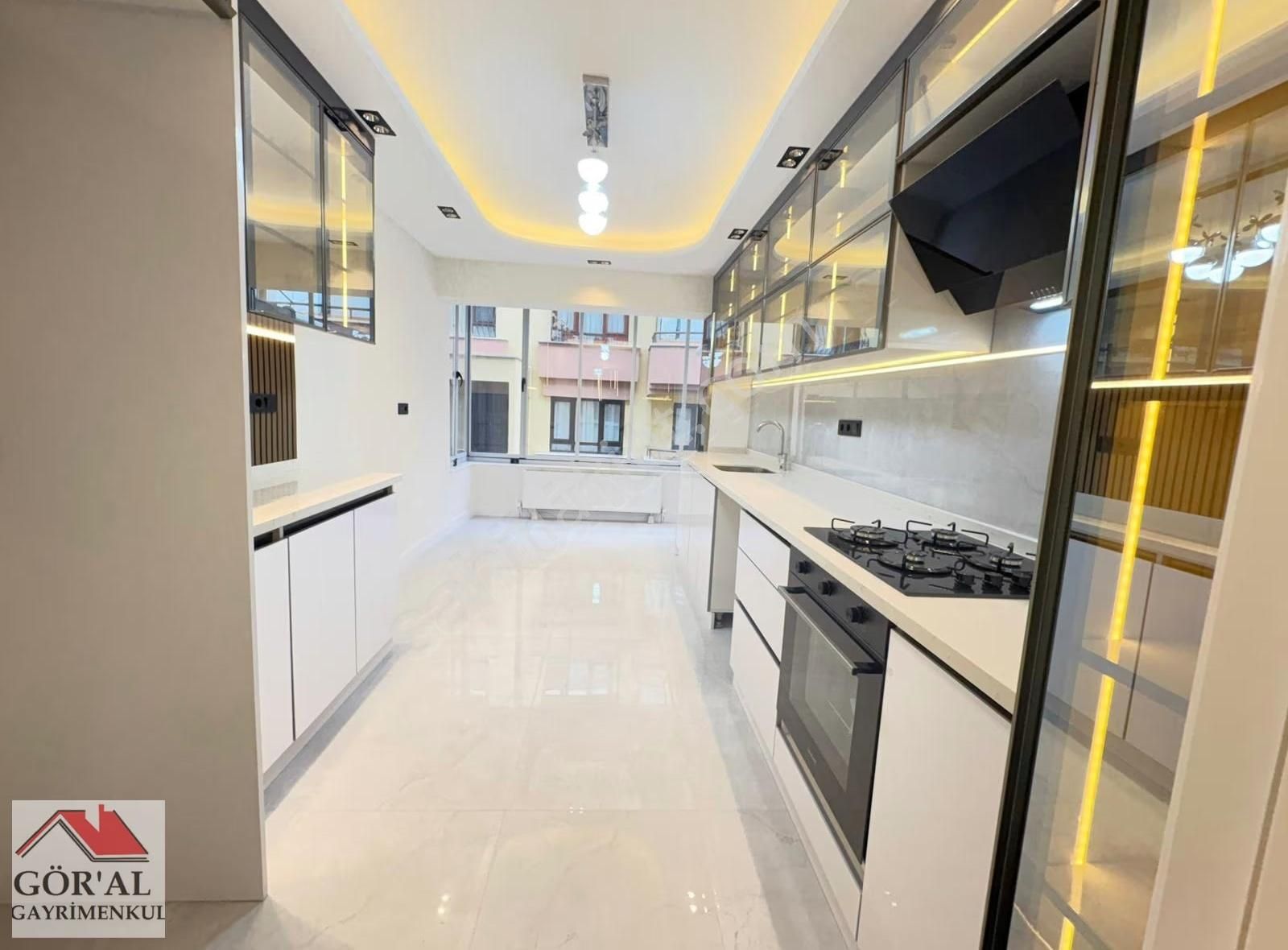 Göral Emlak Övecler Kabil Cad. Üzeri 3+1 Yeni Sıfır Yapılı Boş