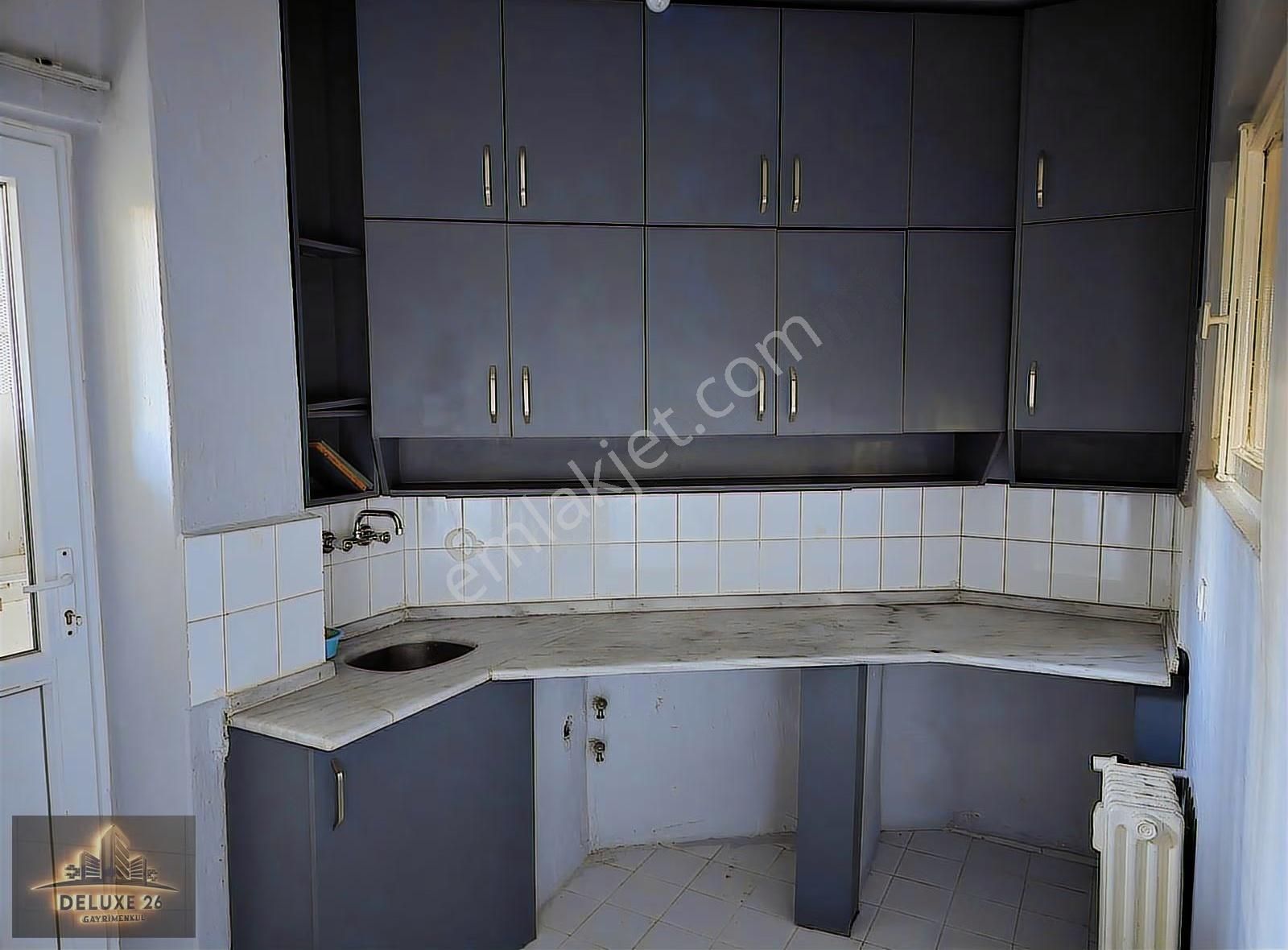 Deluxe 26 ' Dan Selimiye Migros Karşısı Bahçeli 1+1 60 M2 Daire - Görsel 9