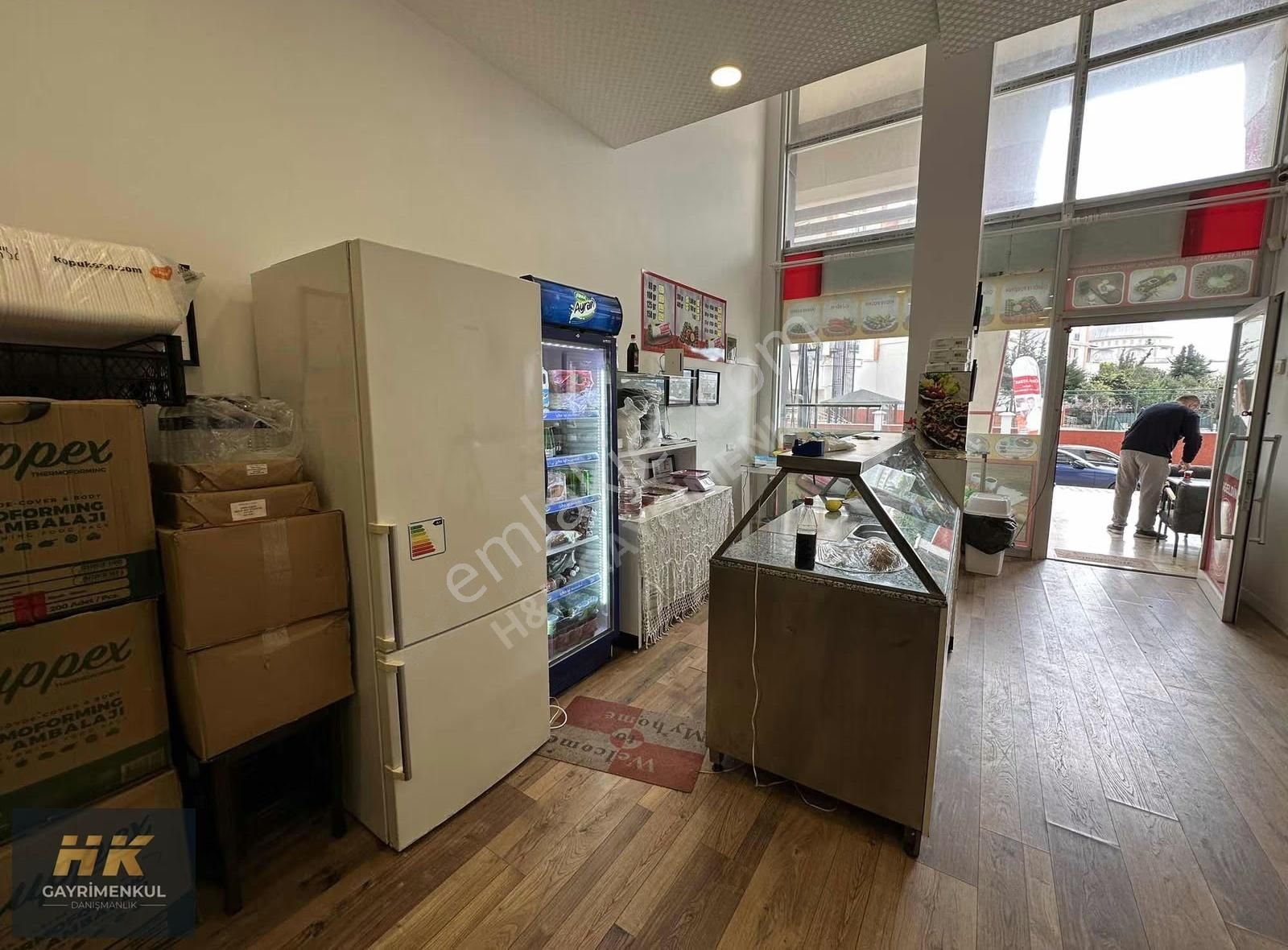 Uluç Mahallesinde 3 Katlı 155m2 Boş Satılık Dükkan - Görsel 25