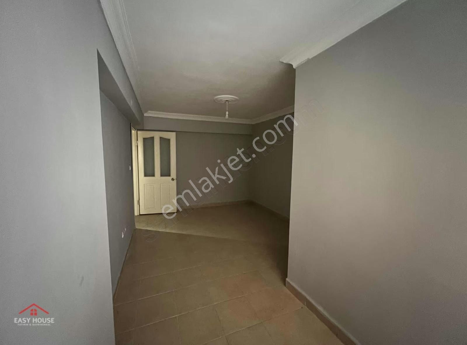 İhsaniye Satılık Uygun Fiyatlı 2+1 Daire - Görsel 9