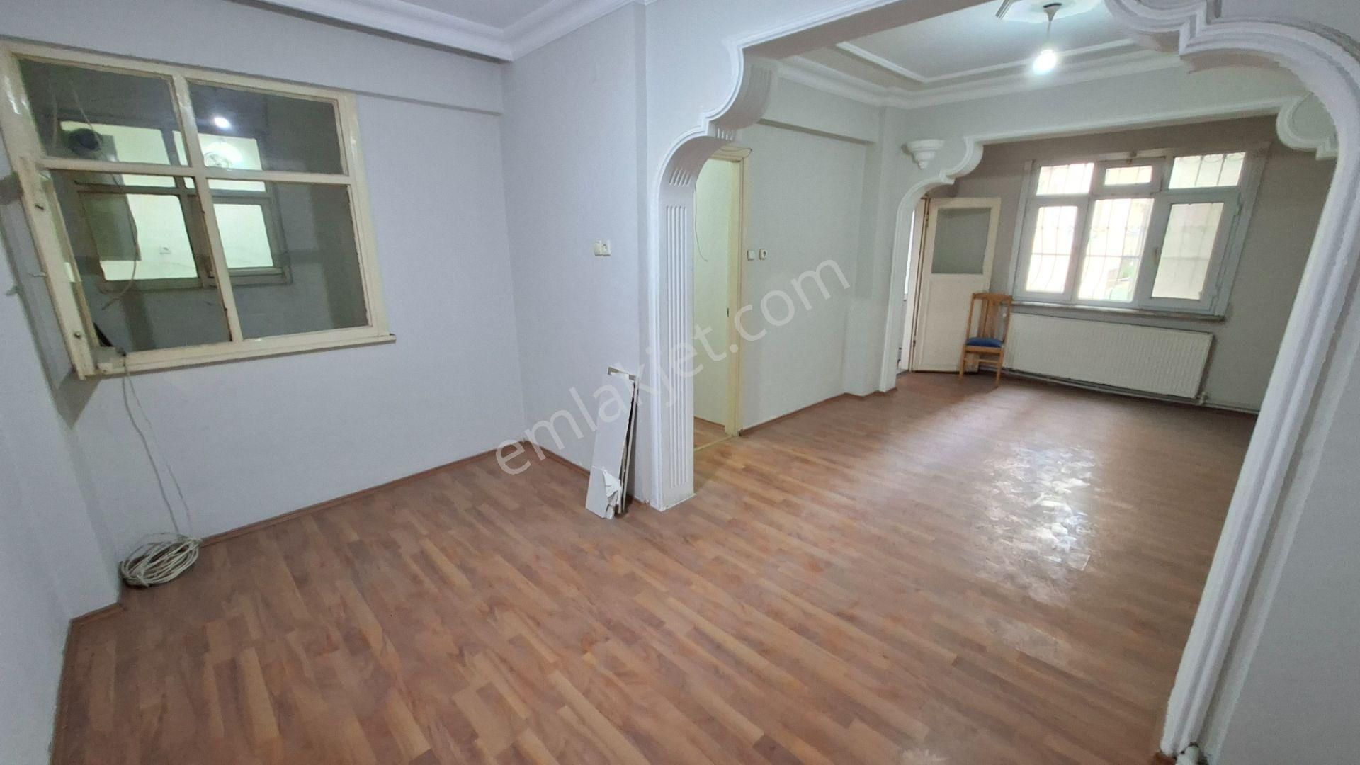 Gaziosmanpaşa Meydana Yakın 1+1 - 75m² Kiralık Daire - Görsel 3