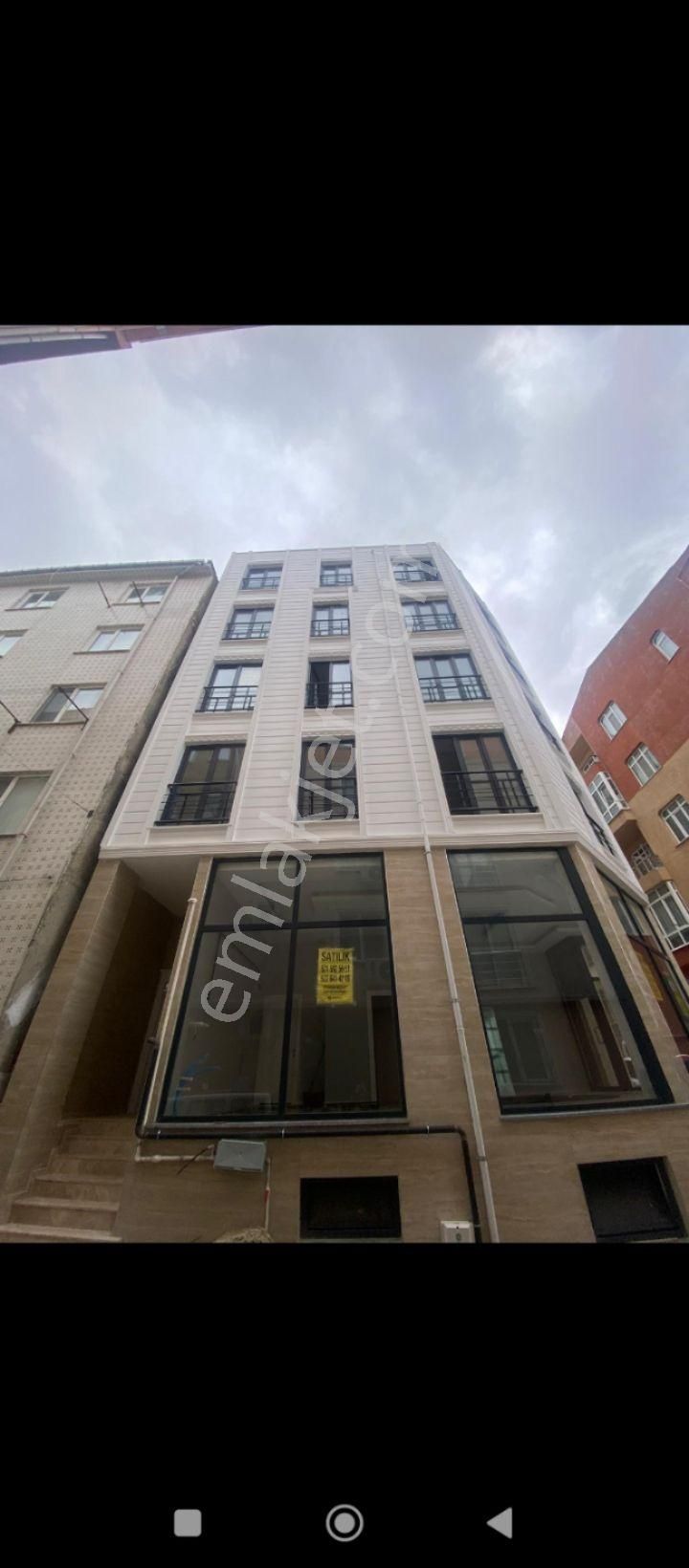 Silivri De Yeni Bina Da Dükkan &mağaza
