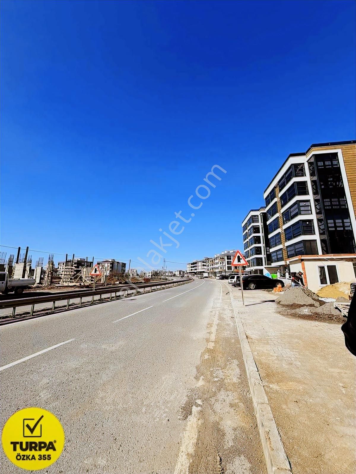 Turpa Özka 355'den Salıpazarı Yolu Cadde Üzeri Satılık 2 Dükkan - Görsel 10