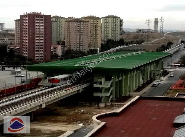 Arakat Büyük Balkonlu Cadde Cepheli Kullanışlı Kiralık 1+1 Konut - Görsel 2