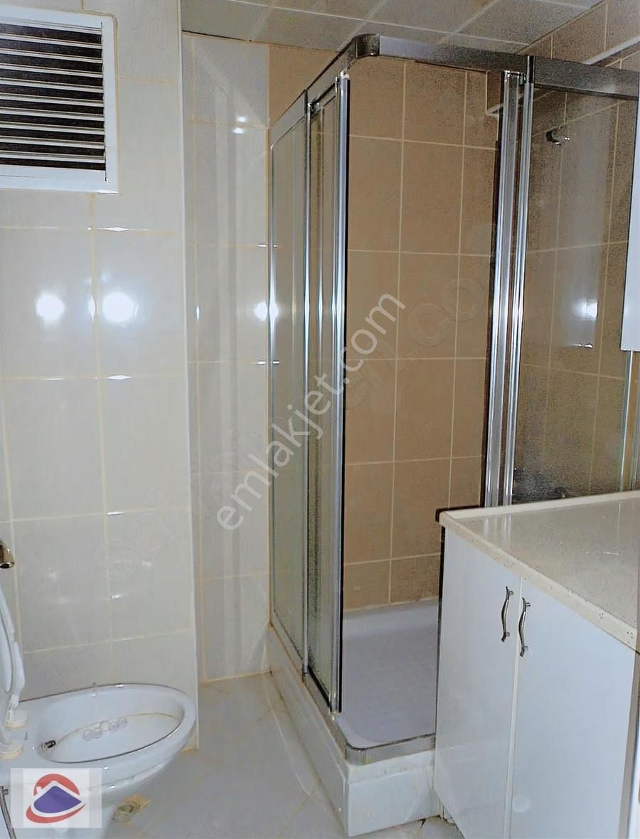 Arakat Büyük Balkonlu Cadde Cepheli Kullanışlı Kiralık 1+1 Konut - Görsel 5