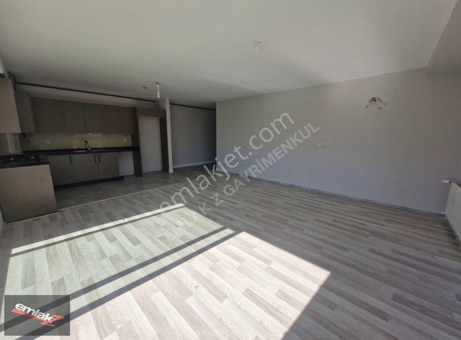 Emlak Z 'den 乂 Tıp Fakültesi Civarı 1+1 Kiralık Daire - Görsel 31