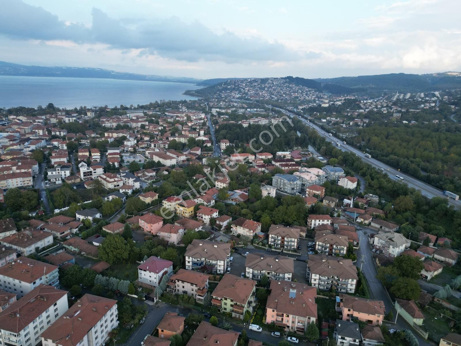 Turyaptan Sapanca Gazipaşa Sitede Eşyalı Kısa Süre İndirimli 3+1 - Görsel 35