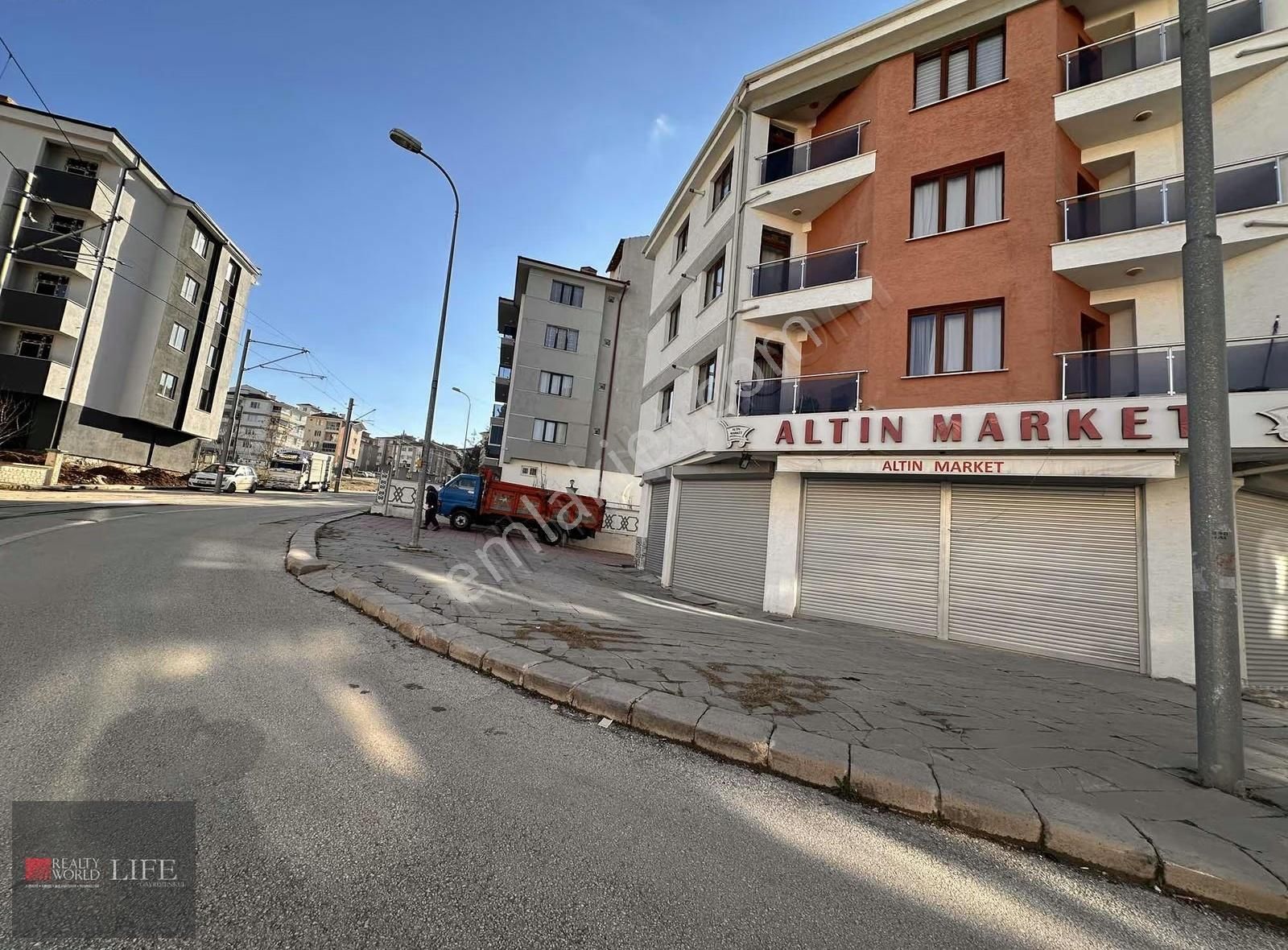 Rw Lıfe//71evler Mh. Şehir Hast. Yakını Satılık Geniş 2+1 Daire - Görsel 3