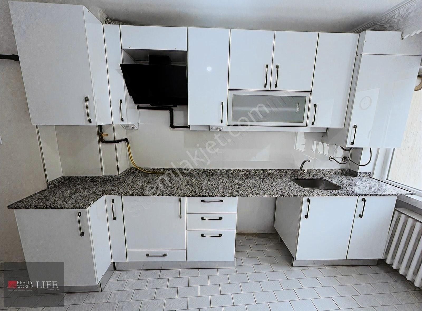 Rw Lıfe //gazi Yakup Satar Caddesi Üzerinde 3+1 Kiralık Daire - Görsel 5