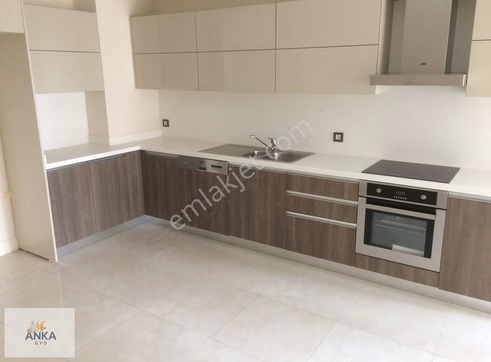 Venezia Mega 3+1 Full Balkon Şehir Manzaralı Kiralık Daire