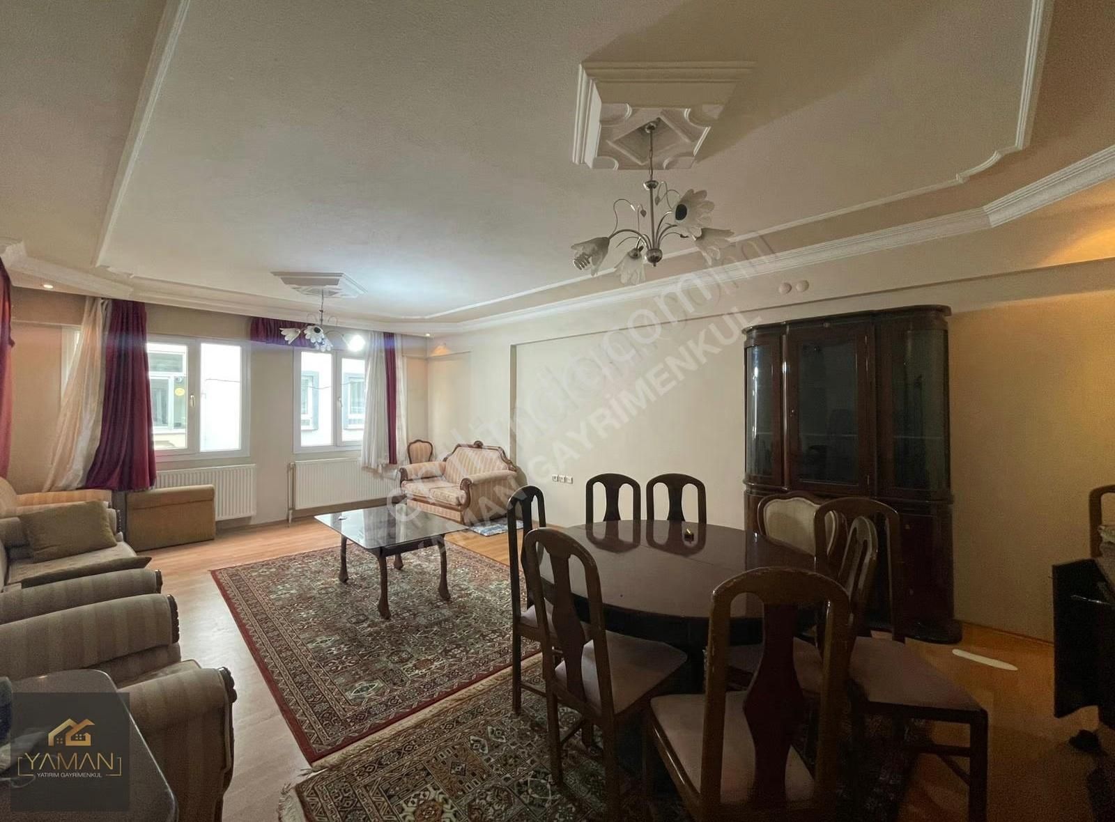 Akhisar Hürriyet Mahallesi'nde 5+1 240 M² Geniş Daire - Görsel 10