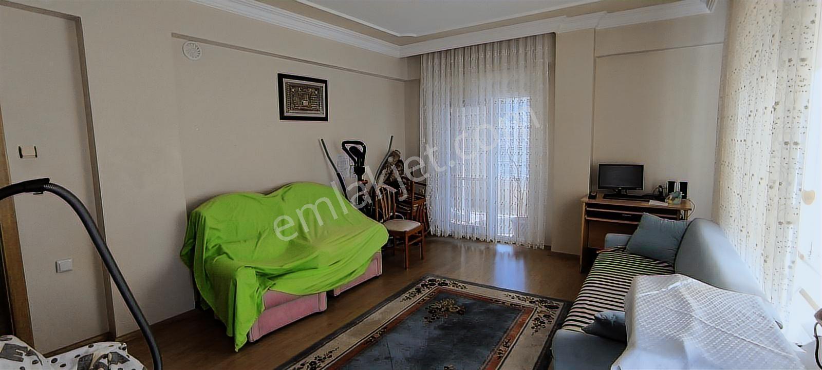 Edis Emlak'tan Kiralık İshaklıda Triplex 5+2 Eşyalı Lüx Villa - Görsel 15
