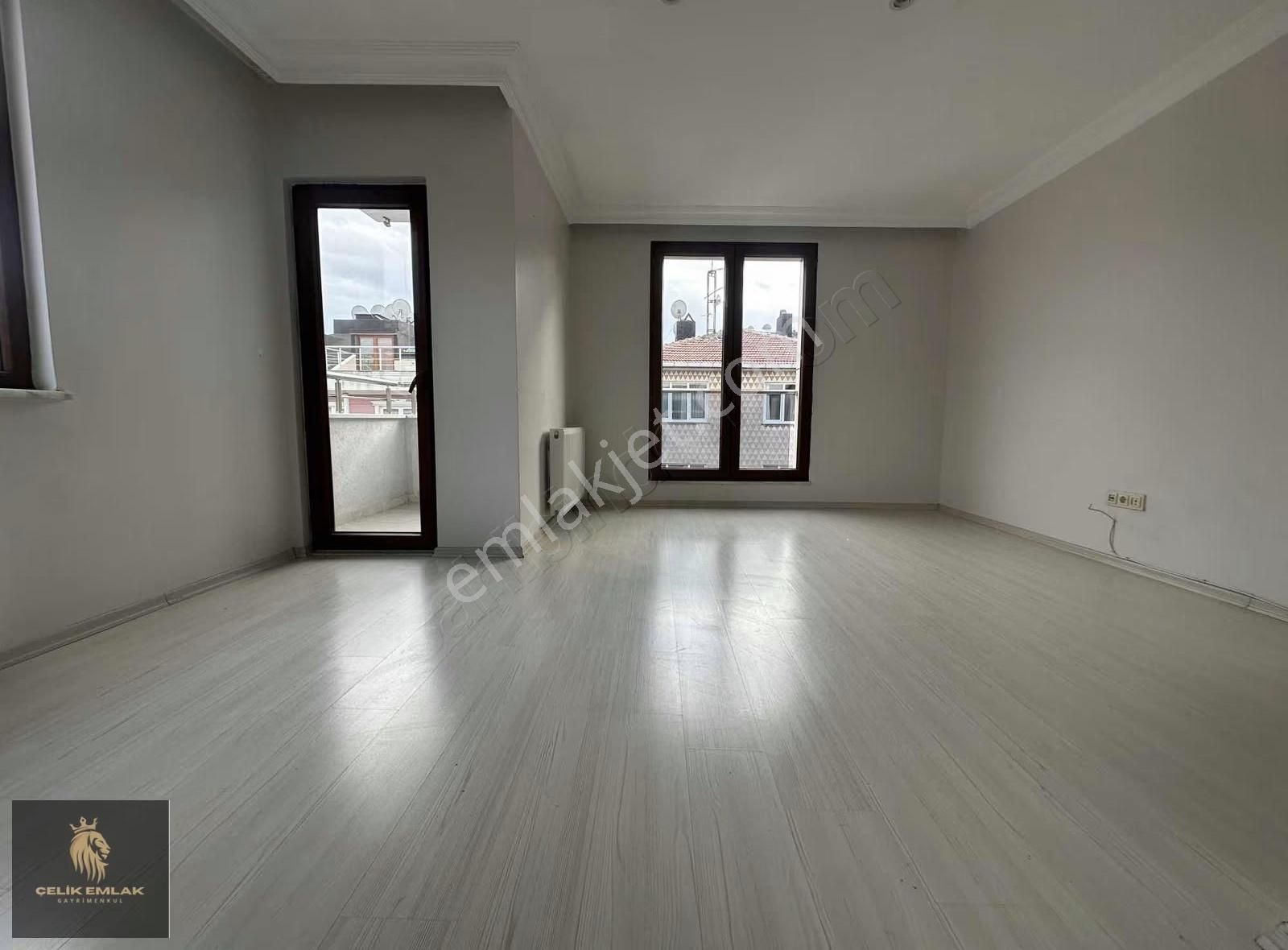 İstiklal'de Harika Konumda Satılık Dublex Daire - Görsel 5