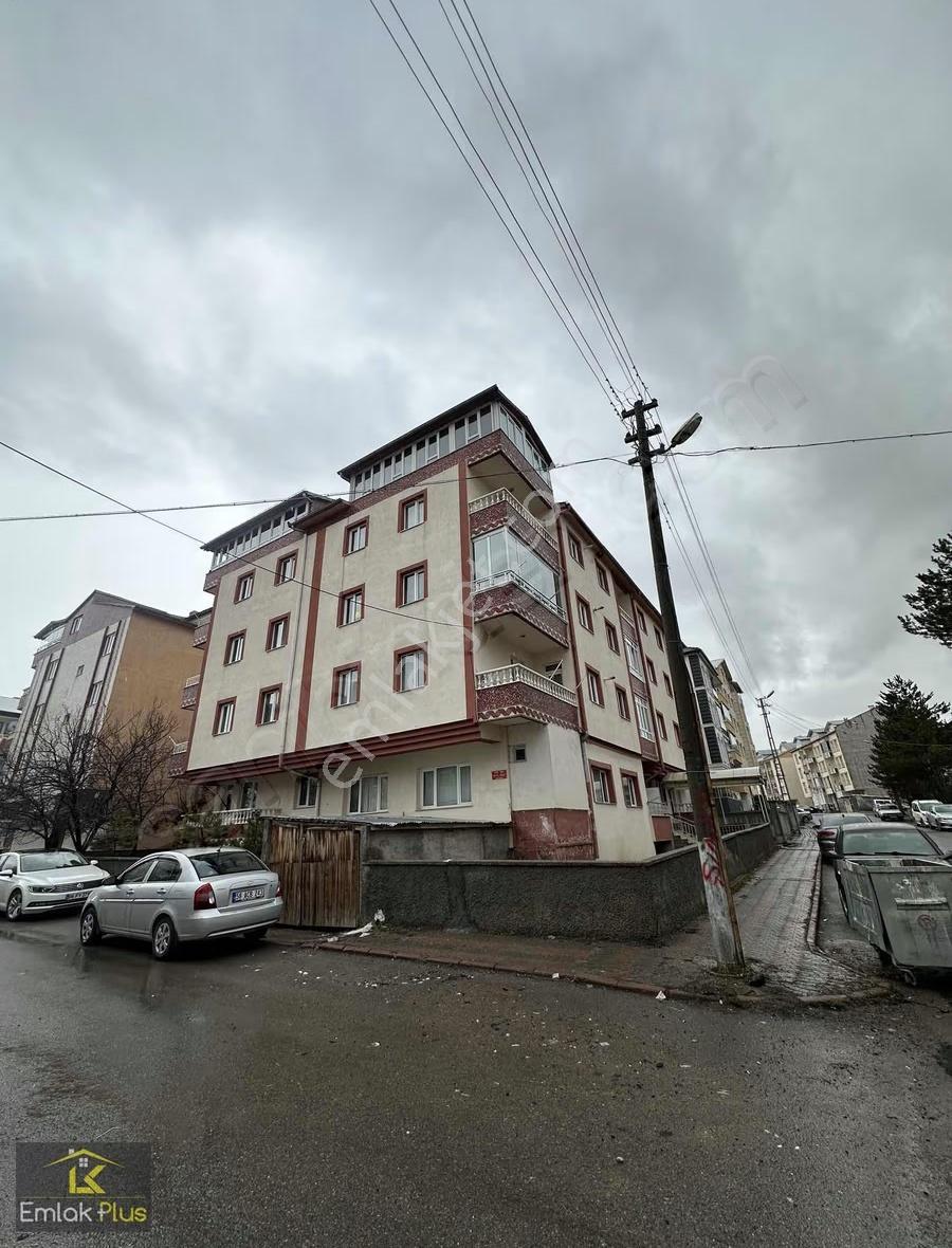 Emlak Plus'tan 3+1 Masrafsız Fırsat Daire - Görsel 22