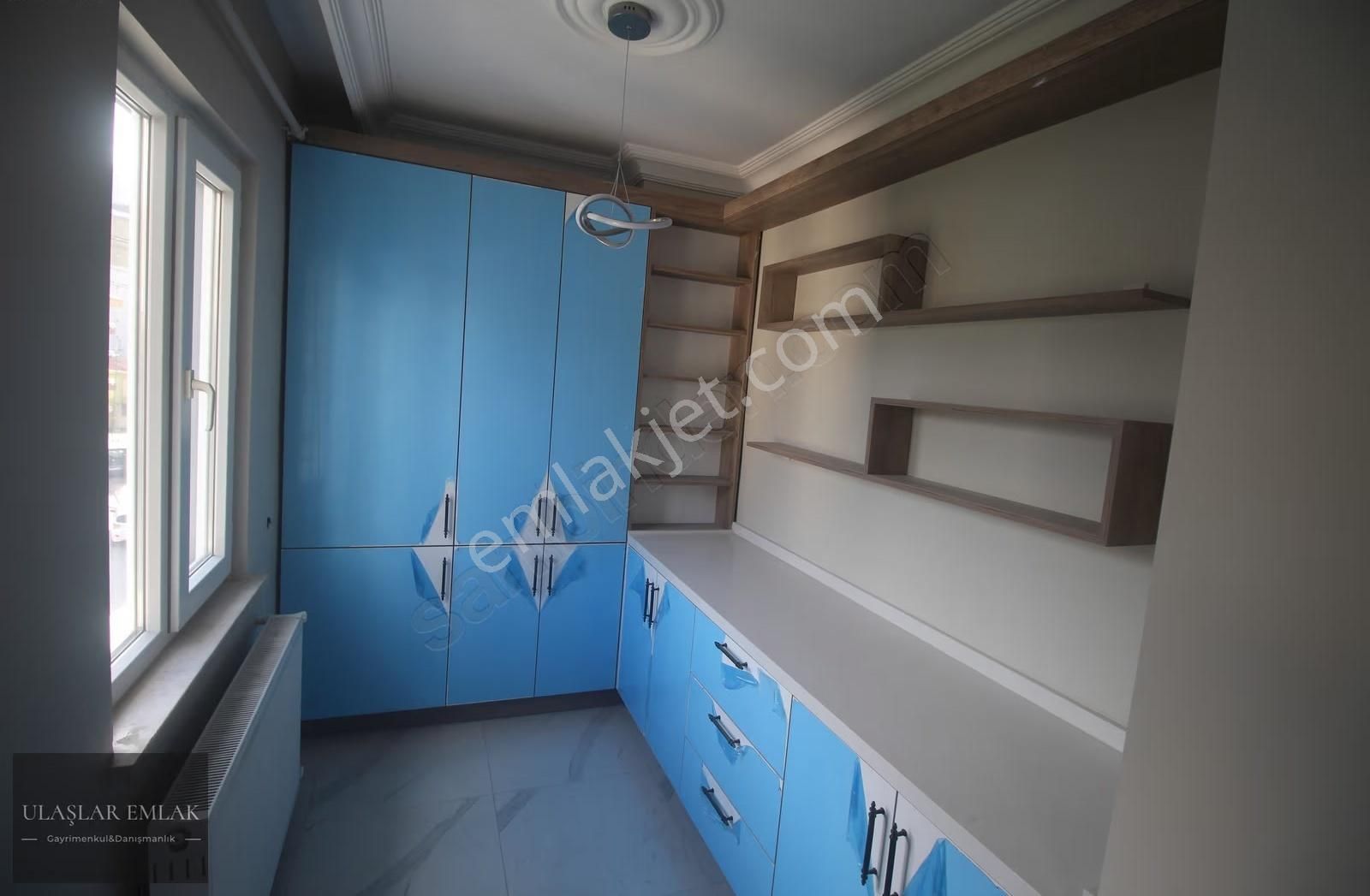 Finans Merkezi Karşısında 4+1 220 M2 Kiralık Harika Dublex - Görsel 4