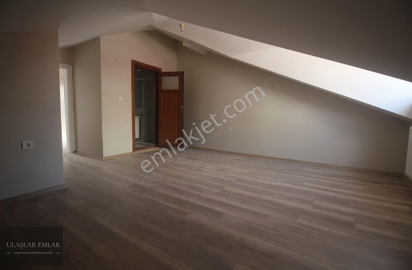Finans Merkezi Karşısında 4+1 220 M2 Kiralık Harika Dublex - Görsel 3
