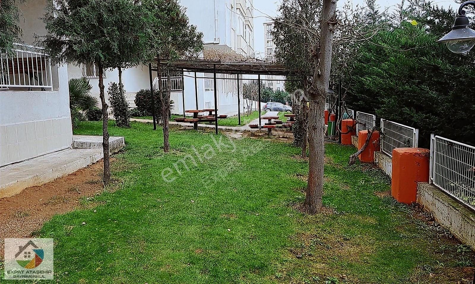 Ataşehir Novada Mevkii Sitede Boş Bahçe Katı Daire 1,5+1 65m2 - Görsel 3