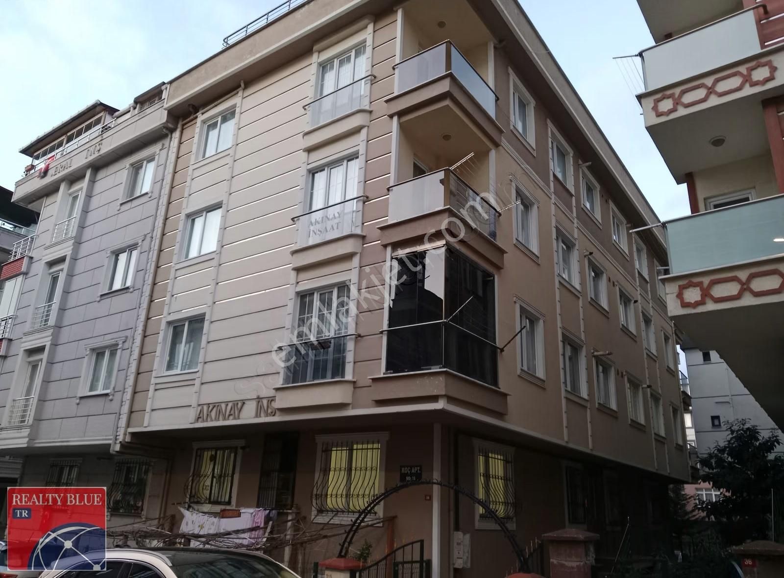 Sarıgazi Merkez'de Metroya 9 Dk Konumda Acil Satılık 2+1 Daire