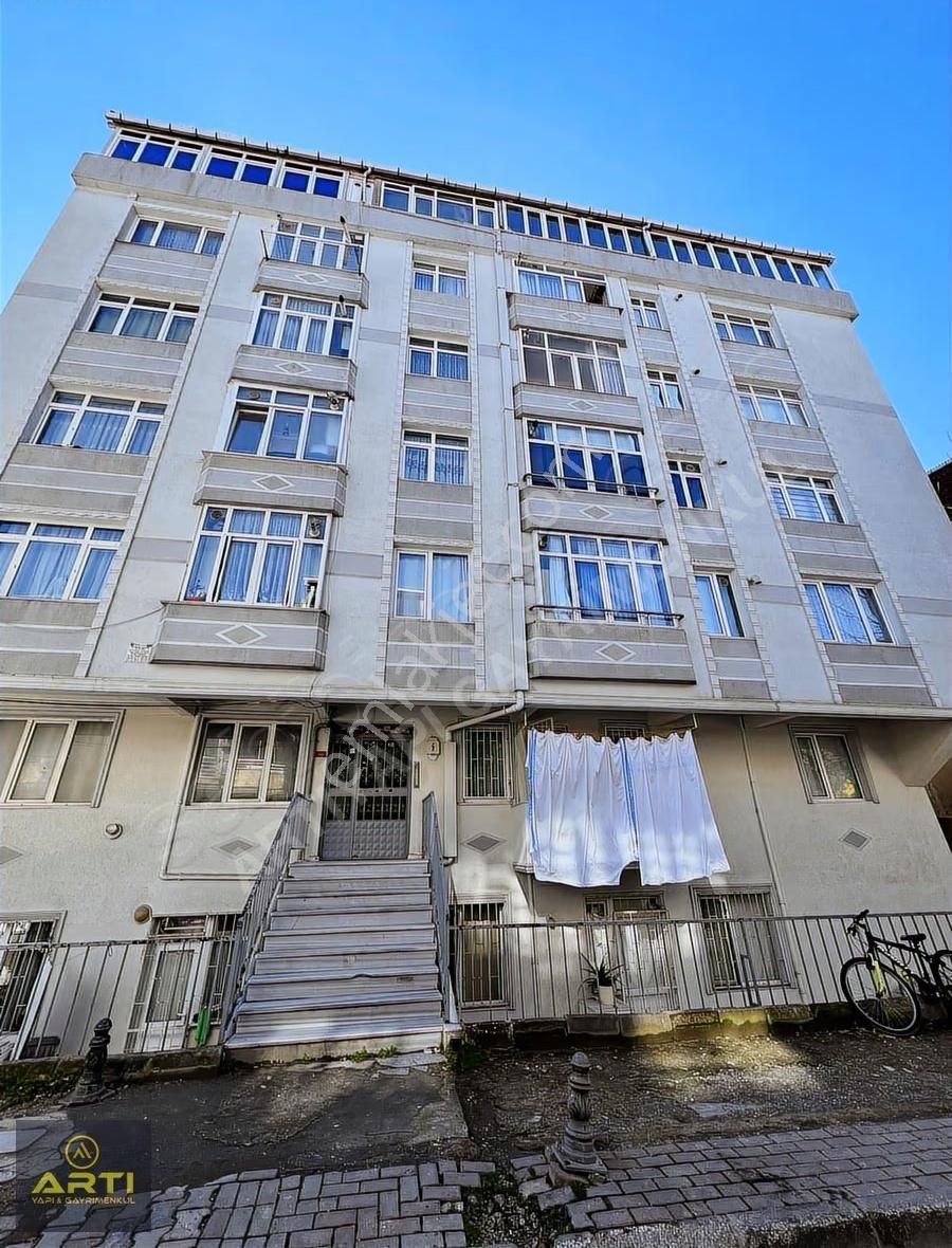 Avcılar Mustafa Kemal Paşada Geniş M2 3+1 Satılık Daire - Görsel 12