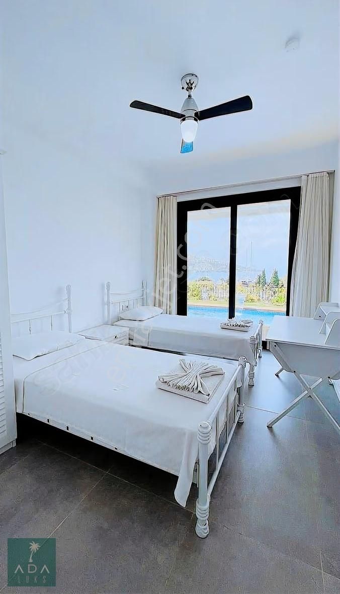 Gündoğanda Tek Kat Denize 100 Mt 3+1 Kiralık Lüks Villa - Görsel 7