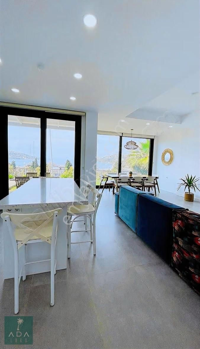 Gündoğanda Tek Kat Denize 100 Mt 3+1 Kiralık Lüks Villa - Görsel 22