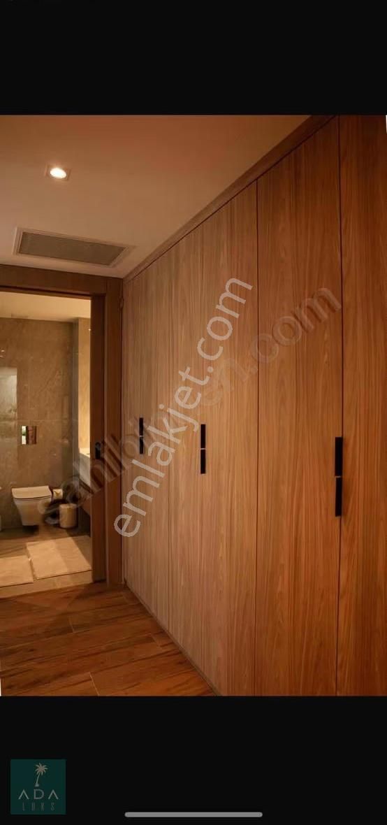 Yalıkavakta Özel Plajlı Satılık 4+1 Lüks Villa - Görsel 3