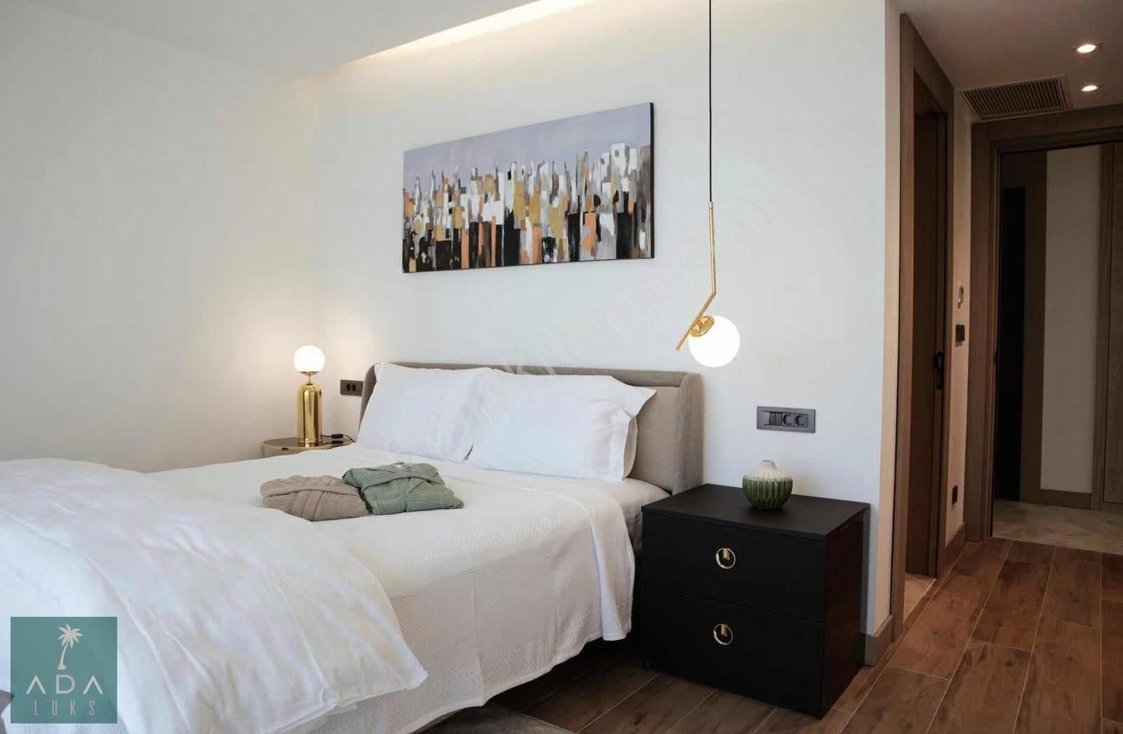 Yalıkavakta Özel Plajlı Satılık 4+1 Lüks Villa - Görsel 7