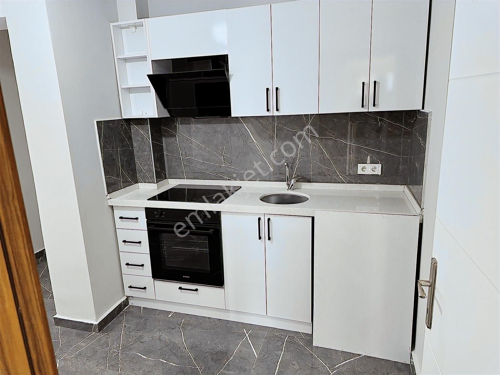 Hayatpark4 Satılık 2+1 Sıfır Daire Havuz Cephe + Özel Dekorasyon