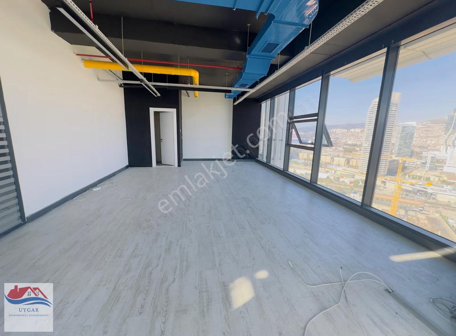 Konak Çınarlı Mahallesinde Ater Tower Satılık Ofis - Görsel 2