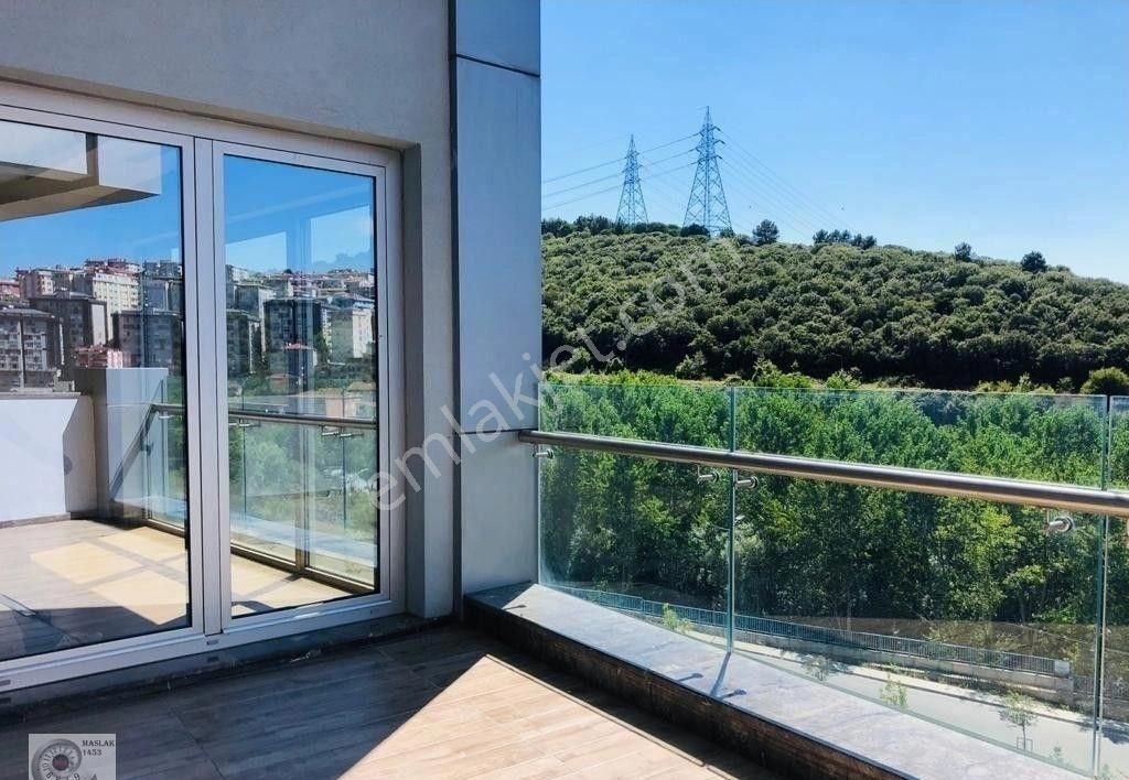 Orman Manzaralı 2+1 | Maslak 1453 T Blok Satılık Daire
