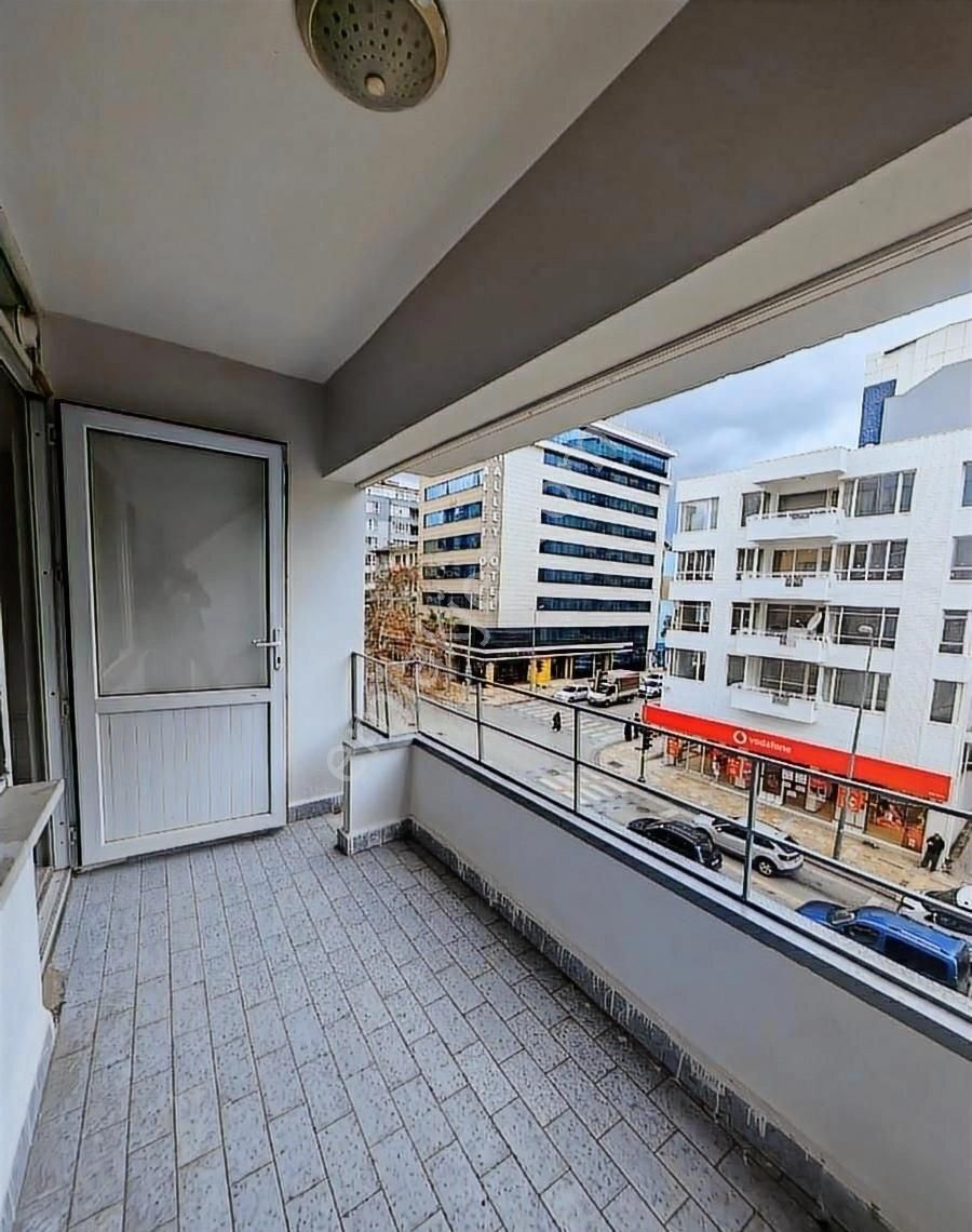 Merkezde Garaj Yakını Arakat 3+1* 140m2 Daire - Görsel 31