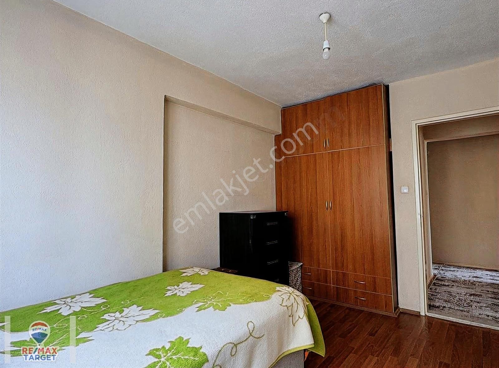 Remax Target'tan Torbalı'da Satılık 3+1 Daire - Görsel 11