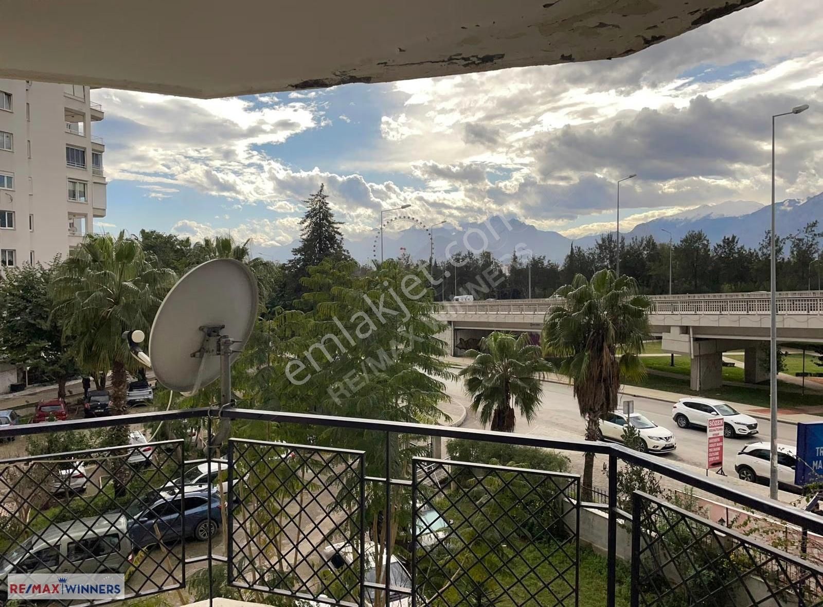 Meltem'de Ofıs Kullanımına Uygun 3+1 Kıralık Daıre