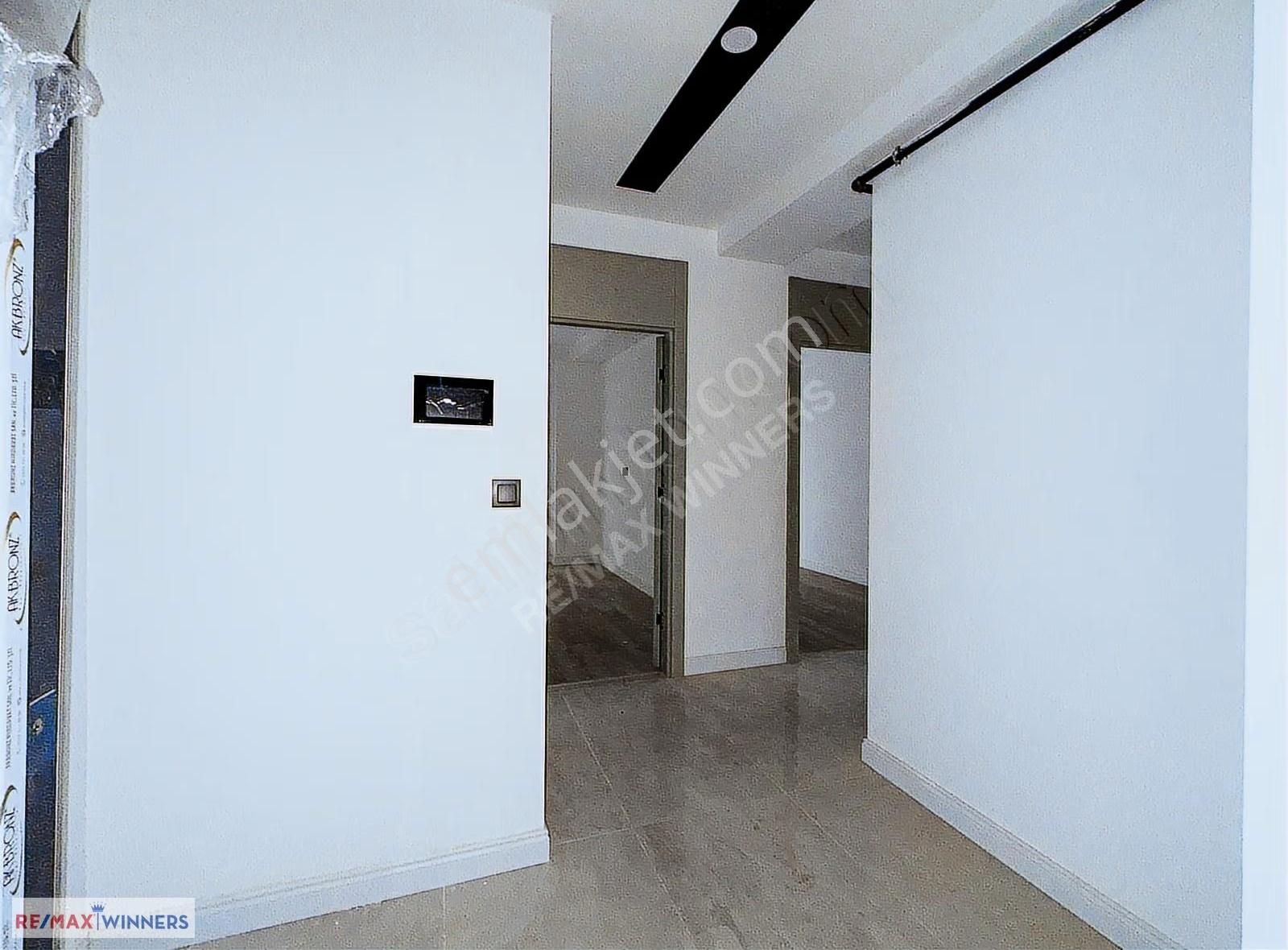 Denize 150 M | Sıfır 2+1 | Kapalı Otoparklı | Kombili - Görsel 10