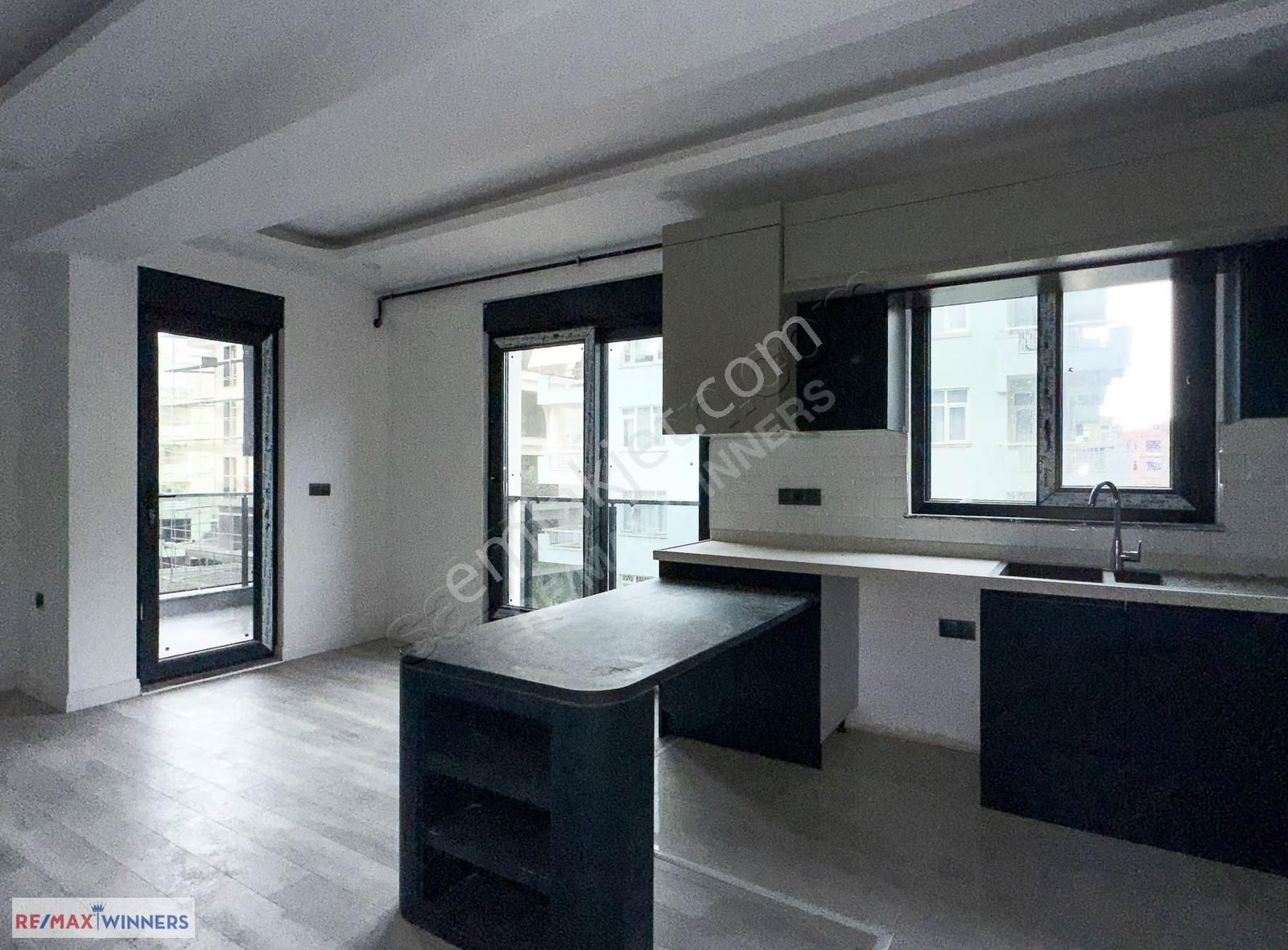 Denize 150 M | Sıfır 2+1 | Kapalı Otoparklı | Kombili - Görsel 3