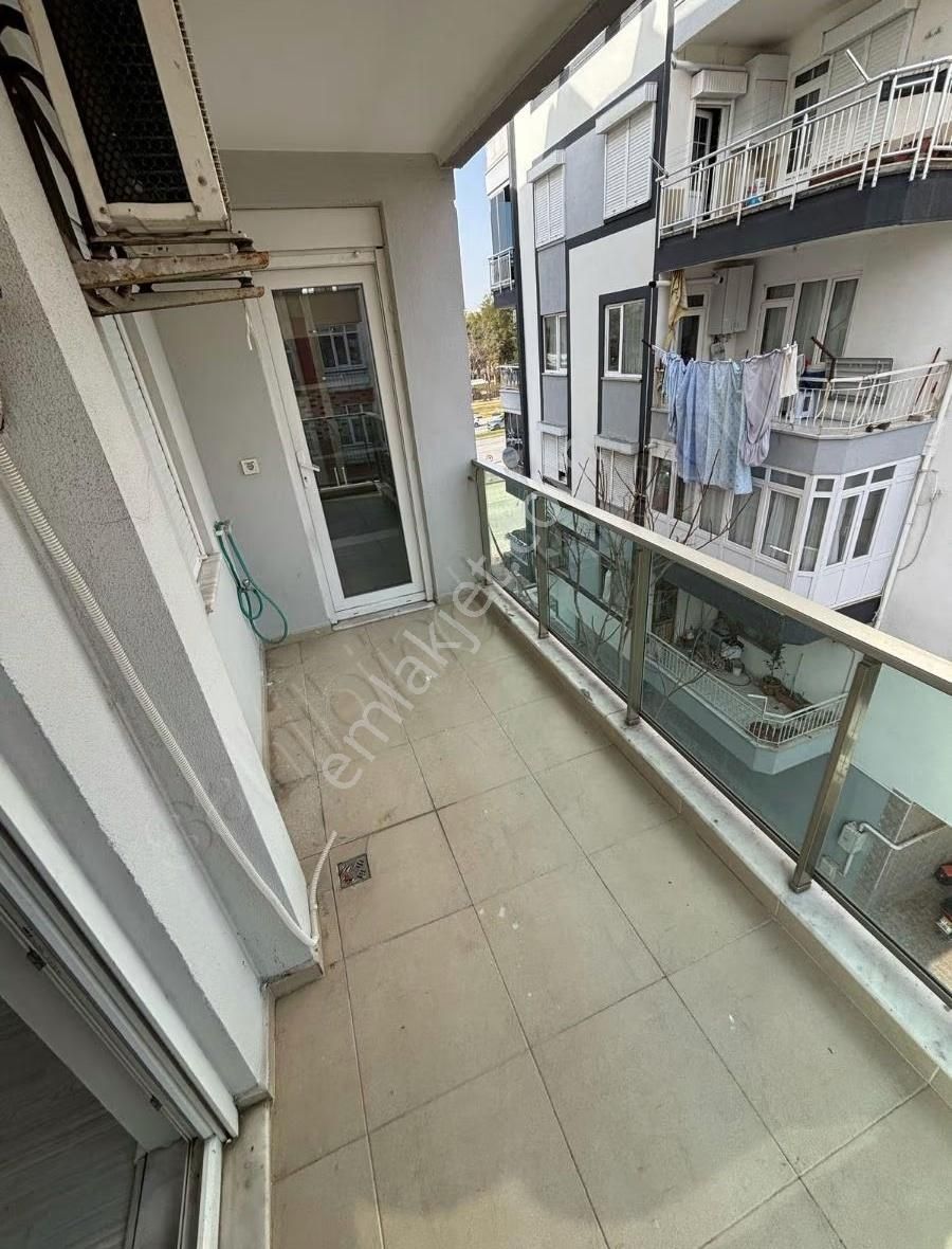 Bayındır Mahallesinde Arakat Asansörlü Satılık 2+1 Daire - Görsel 18