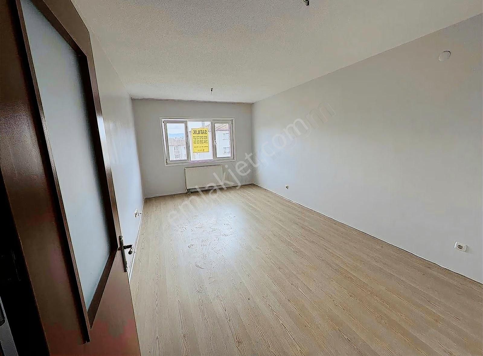 İdealkent Sitesi Ara Kat Yeni Boyalı 2+1 Satılık Daire - Görsel 19