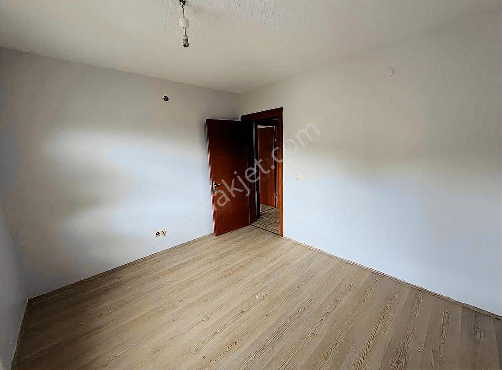 İdealkent Sitesi Ara Kat Yeni Boyalı 2+1 Satılık Daire - Görsel 24