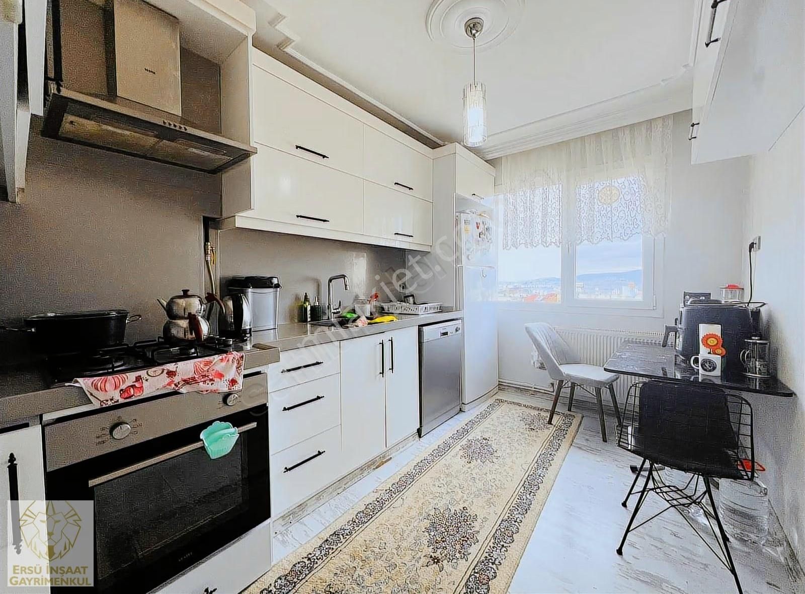 Ersü'den Mızraklı Caddesinde 3+1 120m2 Deniz Manzaralı Asansörlü - Görsel 24