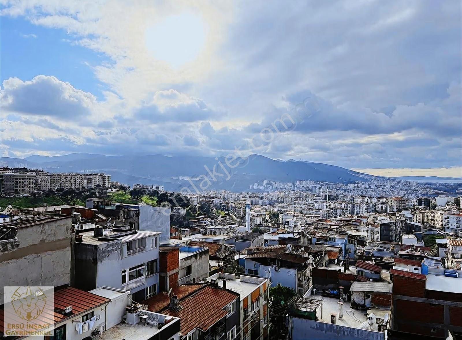 Ersü'den Mızraklı Caddesinde 3+1 120m2 Deniz Manzaralı Asansörlü - Görsel 3
