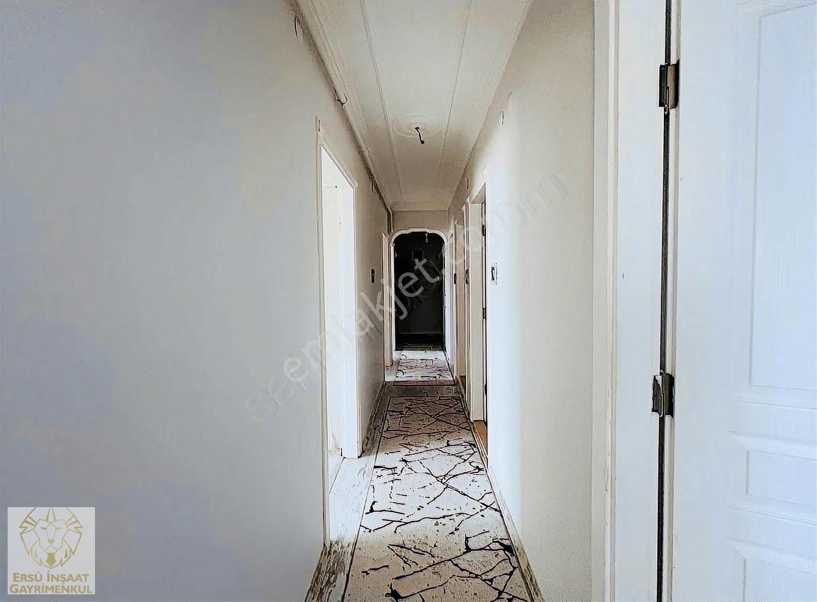 Ersü'den Mızraklı Caddesinde 3+1 120m2 Deniz Manzaralı Asansörlü - Görsel 4