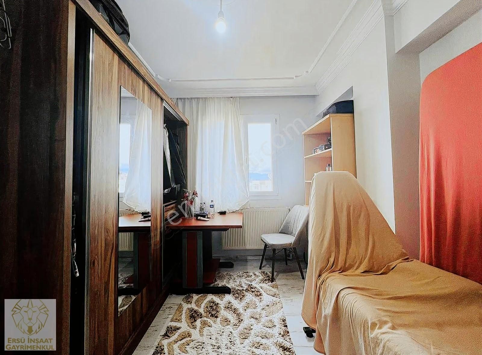 Ersü'den Mızraklı Caddesinde 3+1 120m2 Deniz Manzaralı Asansörlü - Görsel 18