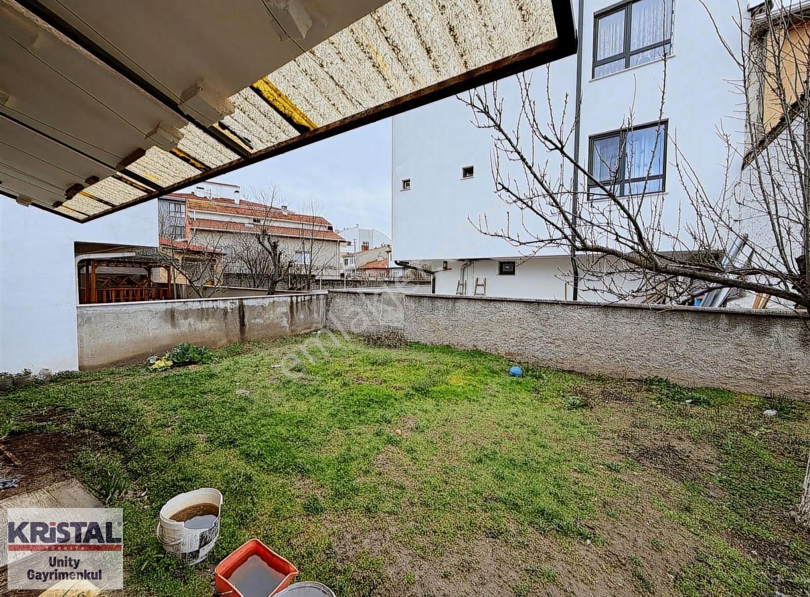 Ertuğrulgazi Mah. 312 M2 Satılık Müstakil Bahçeli Ev - Görsel 4