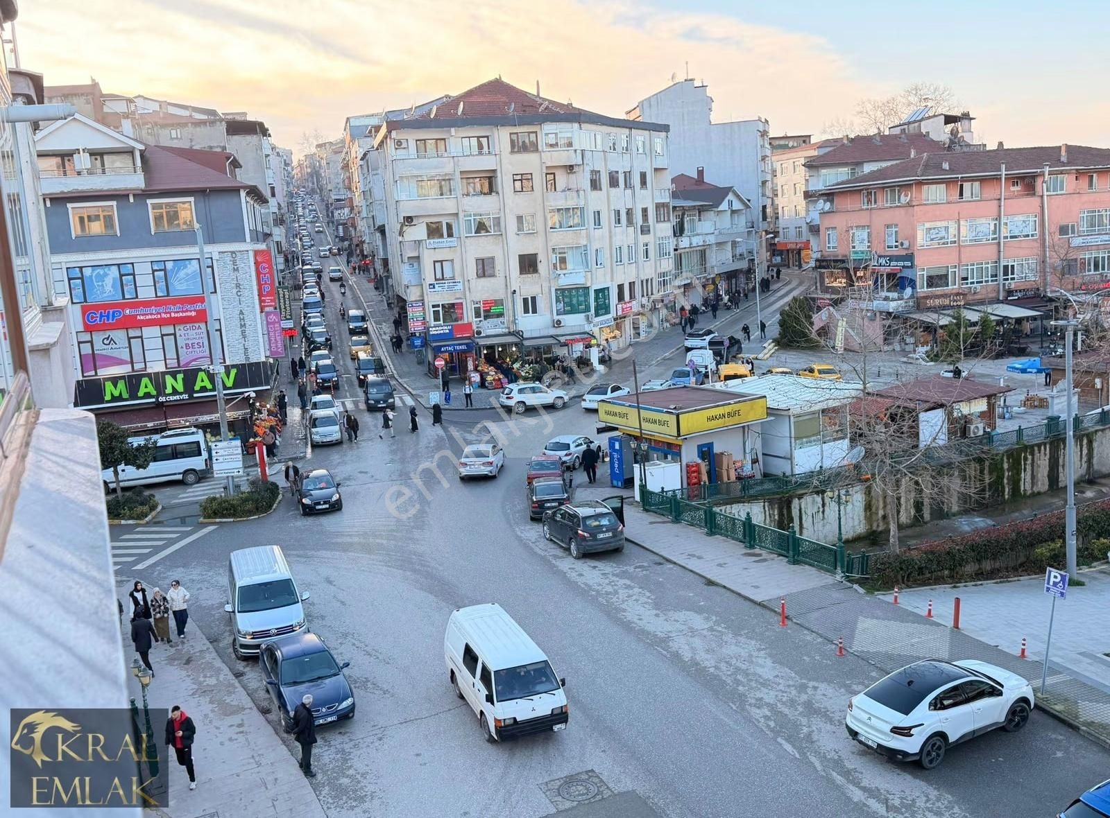 Çarşının Göbeğinde Deniz Manzaralı Full Eşyalı Satılık 3+1 Daire - Görsel 4