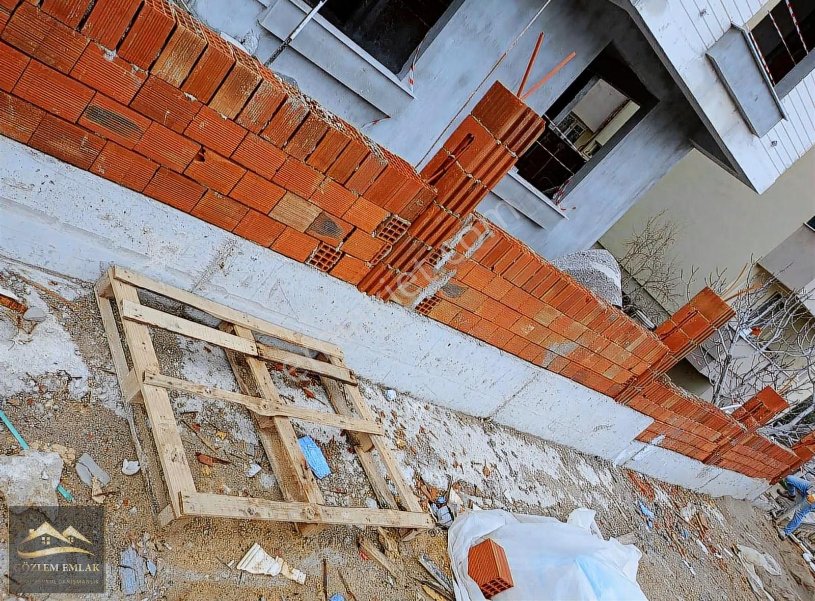 Yeni Adliye Yakını Kabası Bitmiş 1+1 Satılık Ara Kat Daire - Görsel 8