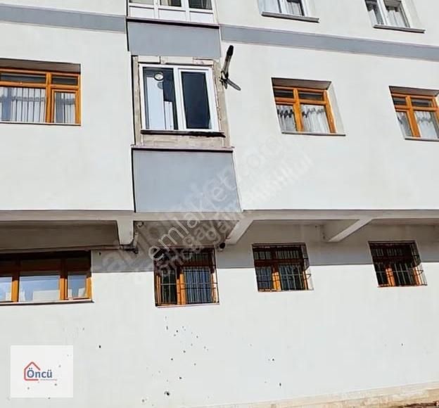 Öncü'den Alsancak Mahallesi'nde Satılık 2+1