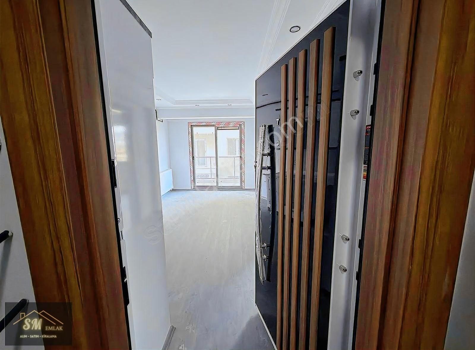Sm Gayrimenkul'den Satılık 1+1 Arakat Otoparklı Daire - Görsel 15