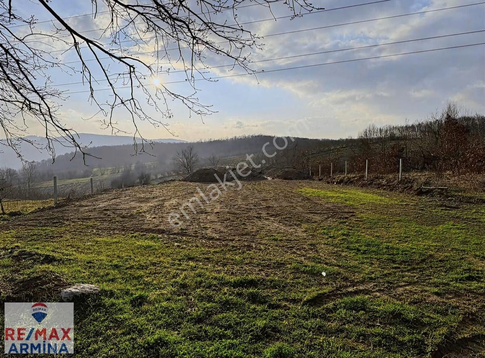 Kandıra-izmit Ana Yoluna Cephe Tabela Değeri Yüksek Tarla